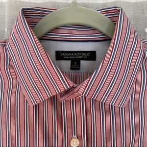 Banana republic non-iron classic fit striped dress shirt, size s